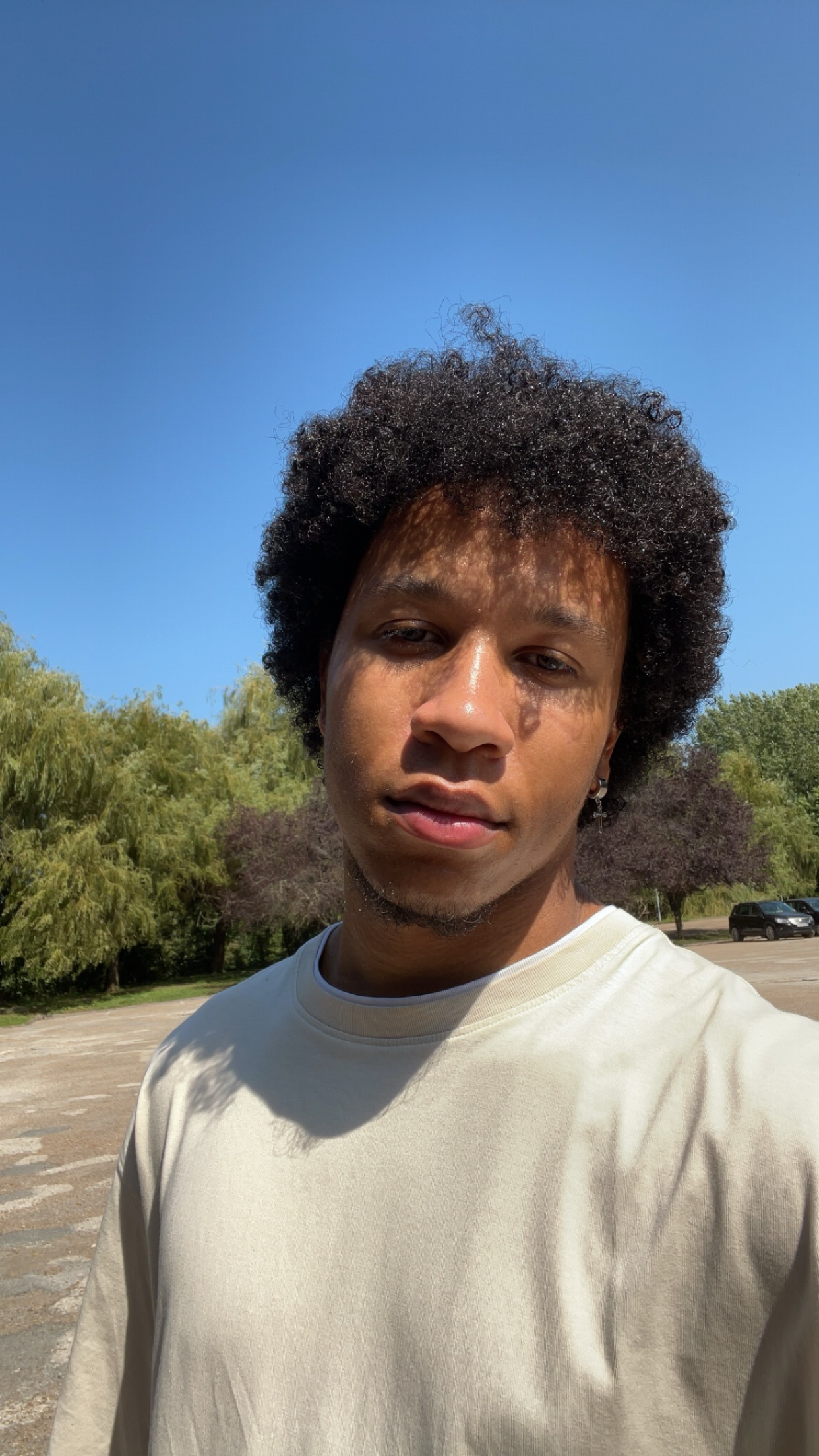 Abdesselem - Felsberg - Grisons | Speed Dating